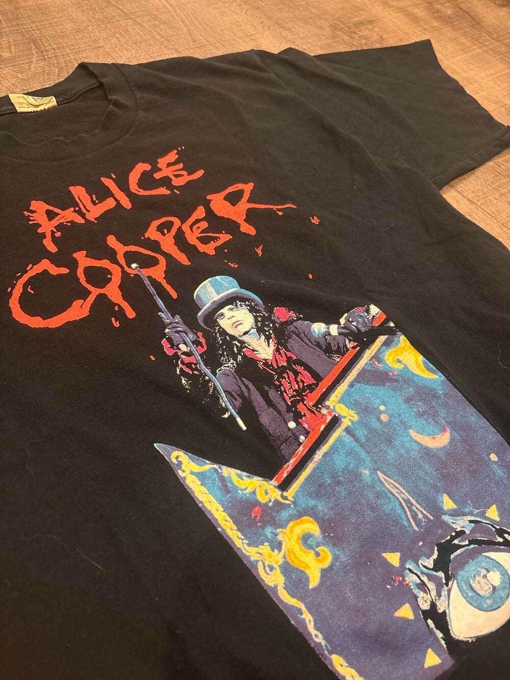 Vintage 90s Alice Cooper Rock N Roll Carnival Tour shirt